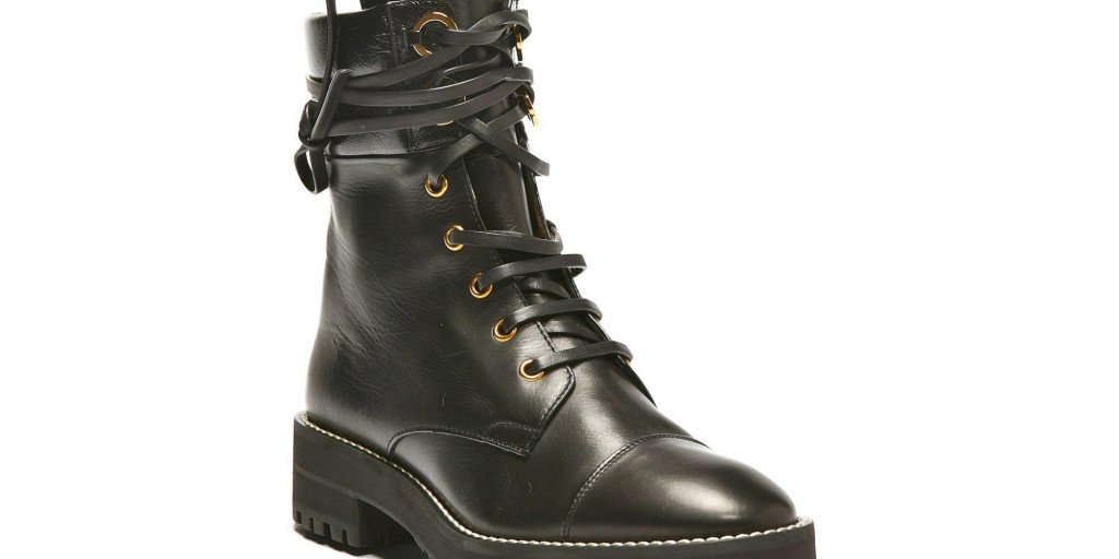 stuart weitzman lexy boot black
