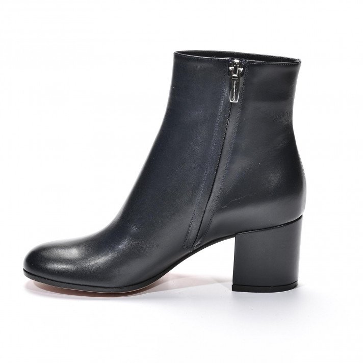 Margaux bleu veau Gianvito Rossi