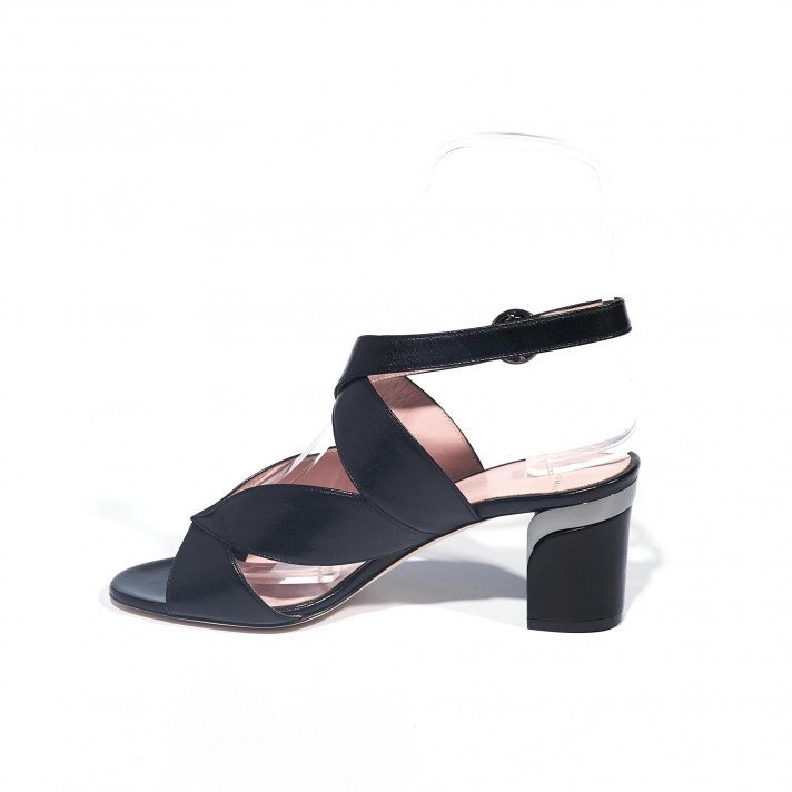 Brume sandale noire Violet Tomas