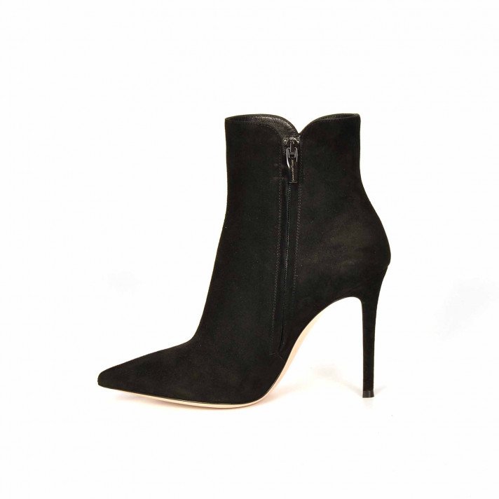 LEVY 10.5 VEAU VELOURS NOIR GIANVITO ROSSI