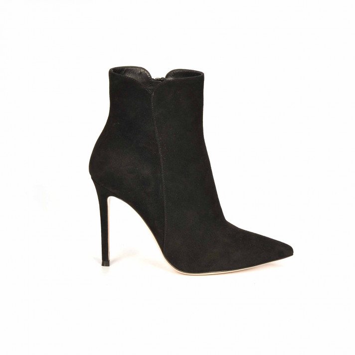 LEVY 10.5 VEAU VELOURS NOIR GIANVITO ROSSI