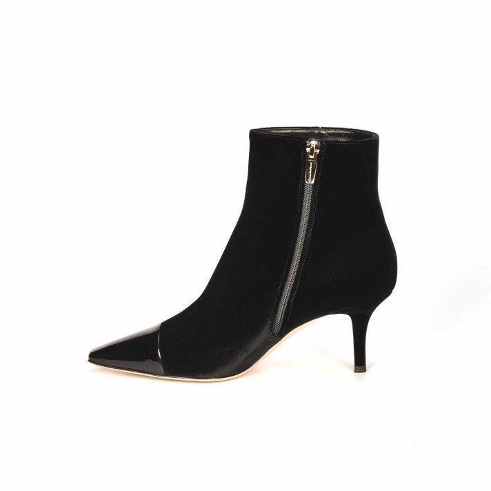 LUCY BOOTIE NOIR GIANVITO ROSSI