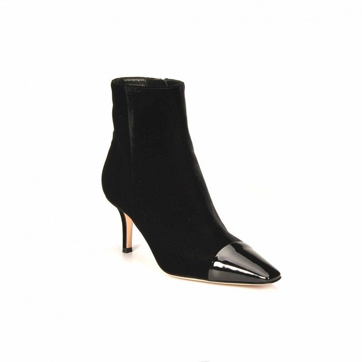 LUCY BOOTIE NOIR GIANVITO ROSSI