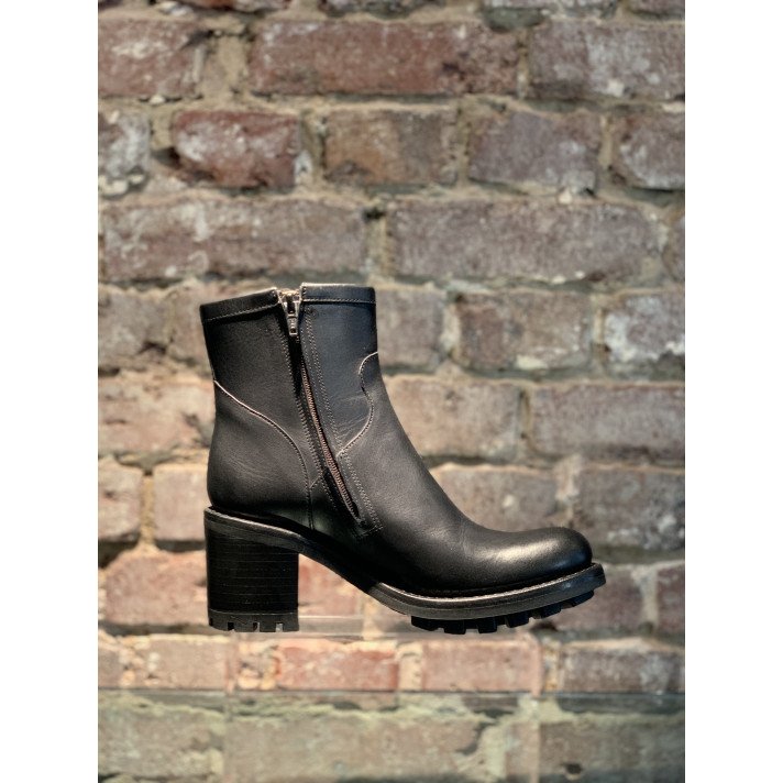 JUSTY 7 SMALL GERO BUCKL NOIR FREELANCE