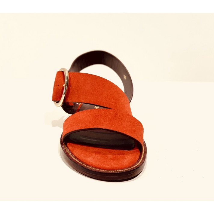 TRAVERS SANDALES PLATES BOUCLE ROUGE AVRIL GAU