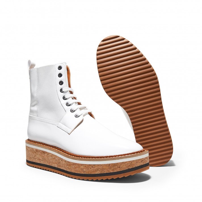 BRENDY BOOTS BLANC VERNIS LACETS CLERGERIE