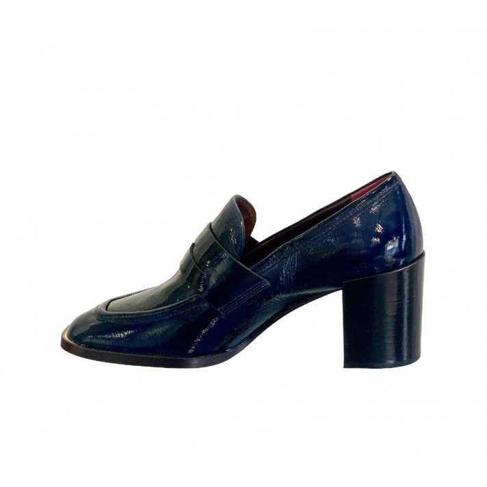 MOCLA MOCASSINS TALON VERNIS MARINE AVRIL GAU