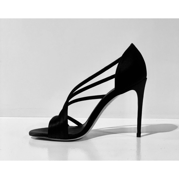 SCARLETT SANDALES SATIN NOIR LE SILLA