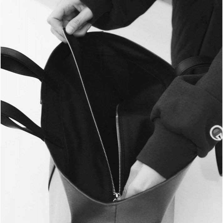 LE PRATIQUE CUIR MEDIUM BLACK/BLACK CAHU