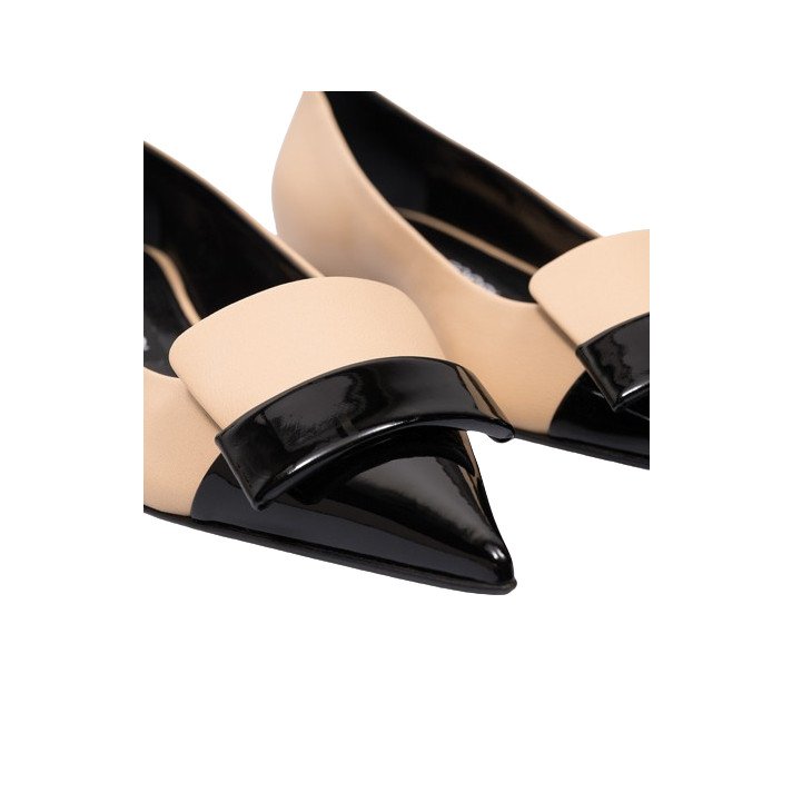 B07630 SR1 BALLERINE BEIGE VERNIS NOIR Sergio Rossi