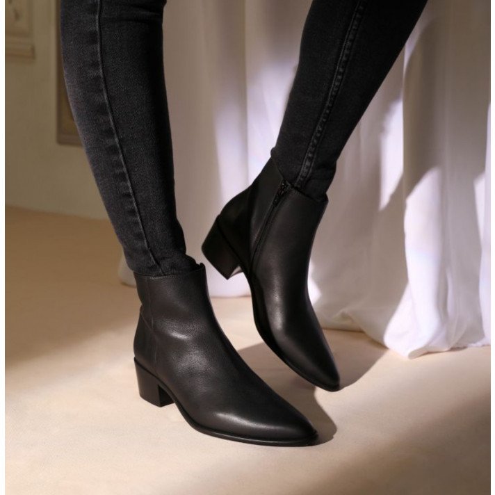 MEGAN 50 ZIP BOOT NOIR FREELANCE