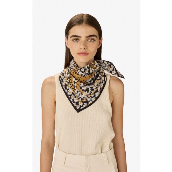 CARRE 65 PAMPA NOIR INOUI ÉDITIONS