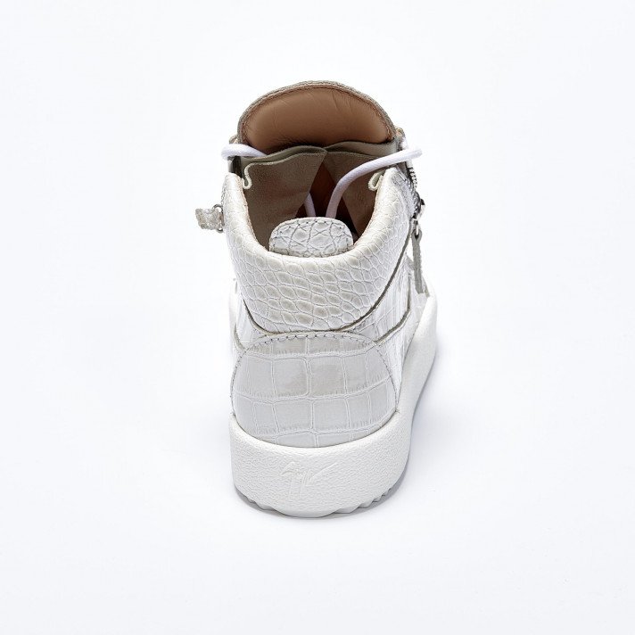 Selma Python Giuseppe Zanotti